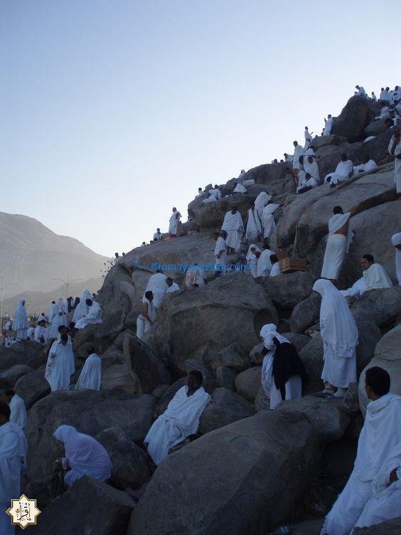 لماذا سمي جبل عرفة؟ لماذا سمي جبل عرفة؟