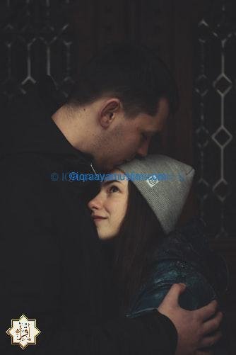 تفسير حلم شخص تحبه ويبتسم لك في المنام تفسير حلم شخص تحبه ويبتسم لك في المنام