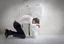 هل القيء يفسد الصلاة؟ هل القيء يفسد الصلاة؟