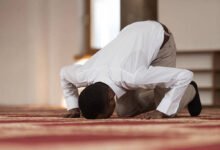 أخر موعد لصلاة العشاء أخر موعد لصلاة العشاء