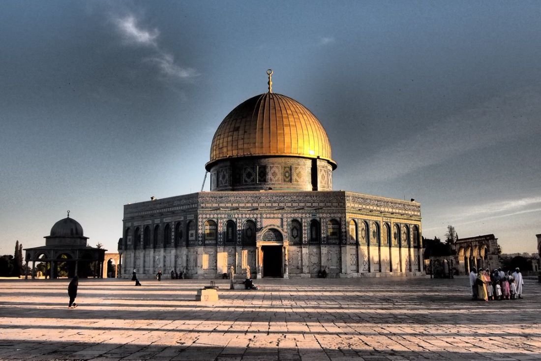قصة دخول عمر بن الخطاب بيت المقدس 