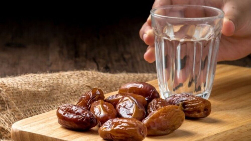 حكم صيام يوم الجمعة