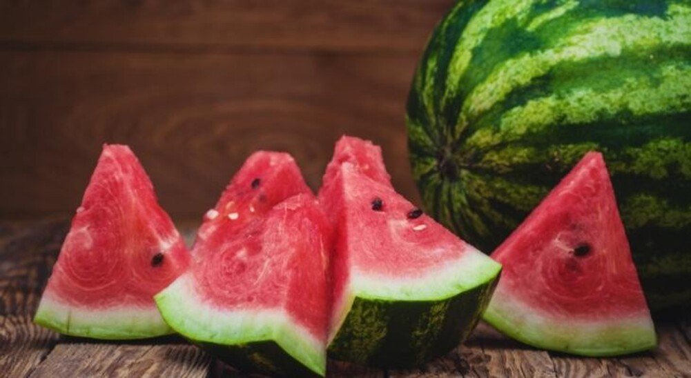 أكل البطيخ في الحلم أكل البطيخ في الحلم